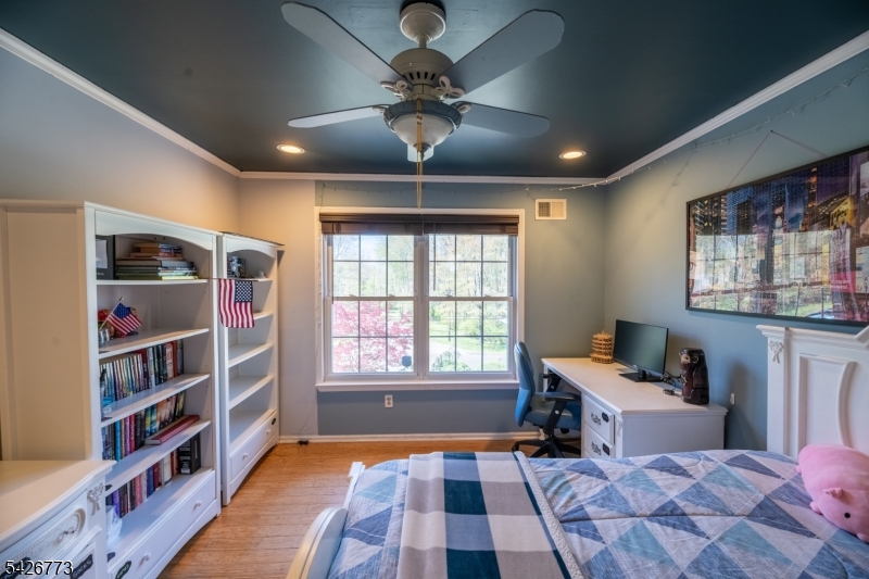 Green Vly Acres Sec 03 - Residential