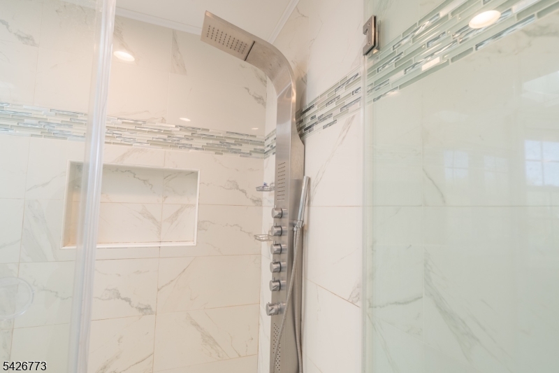 Green Vly Acres Sec 03 - Residential