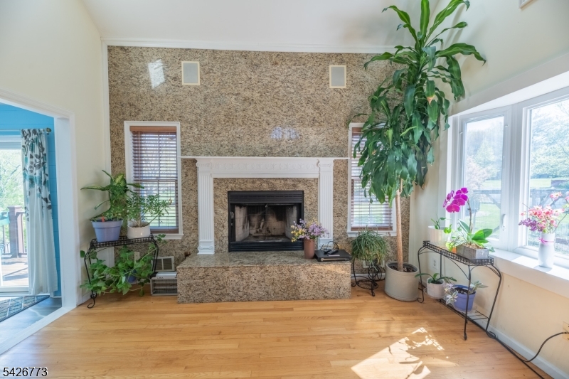 Green Vly Acres Sec 03 - Residential