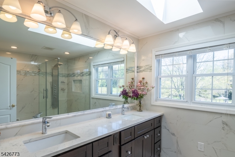 Green Vly Acres Sec 03 - Residential