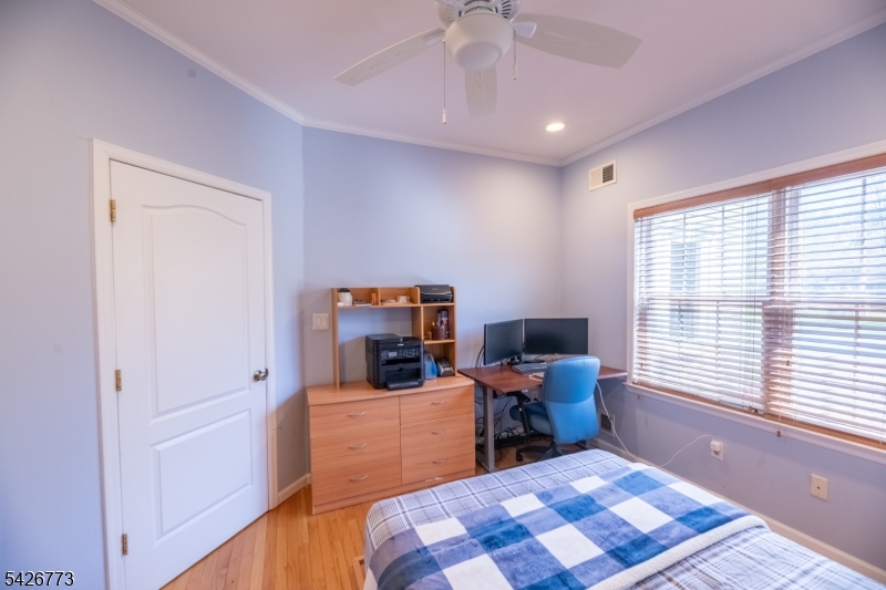 Green Vly Acres Sec 03 - Residential