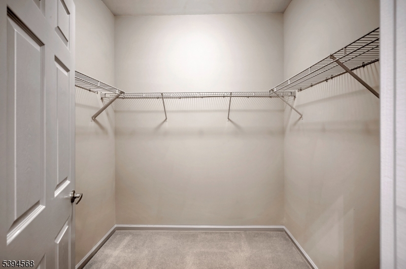 Four Seasons - Residential