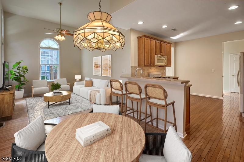 Four Seasons - Residential