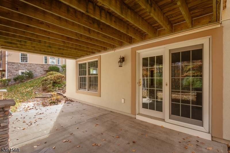 Four Seasons - Residential