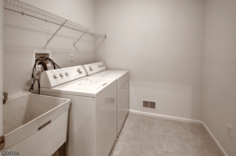 Four Seasons - Residential