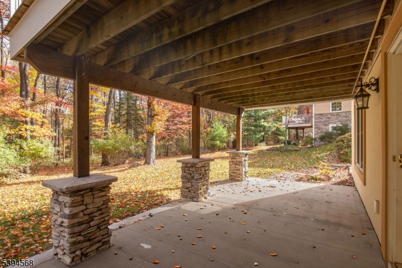 Four Seasons - Residential