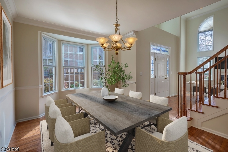 Four Seasons - Residential