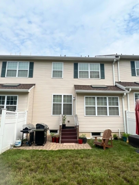 Morris Chase - Residential Lease