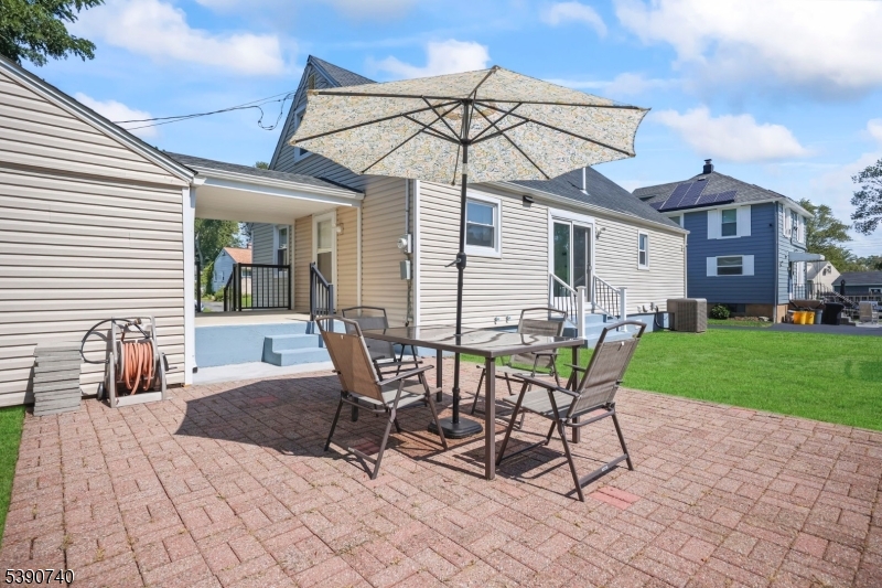 Ewing Twp., New Jersey 08638, United States, 3 Bedrooms Bedrooms, ,2 BathroomsBathrooms,Residential,Pending,226754