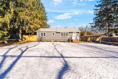 58 Meadowview Rd, Long Hill Twp., NJ 07946 - MLS#: 3951950