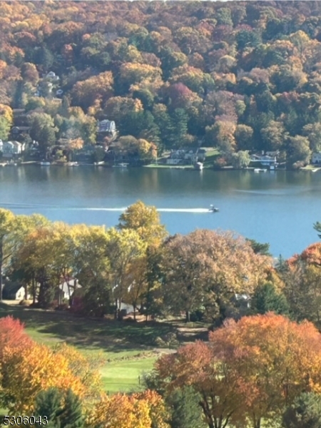 Sparta Twp., New Jersey 07871, United States, 2 Bedrooms Bedrooms, ,2 BathroomsBathrooms,Residential,Active,48640