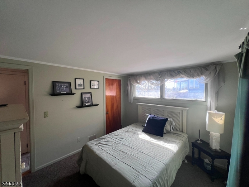 Sparta Twp., New Jersey 07871, United States, 2 Bedrooms Bedrooms, ,2 BathroomsBathrooms,Residential,Active,48640