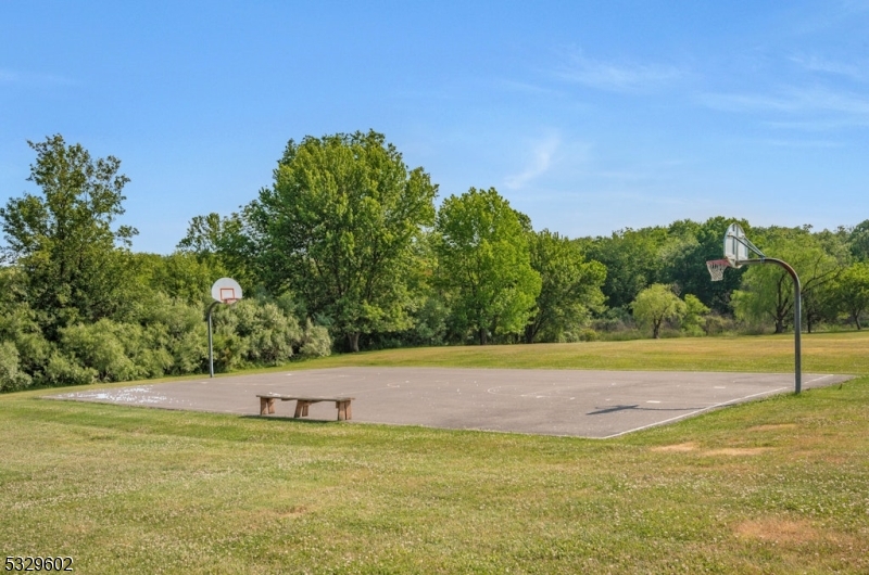 Mendham Commons - Residential