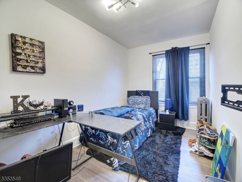 Elmwood - Residential Income