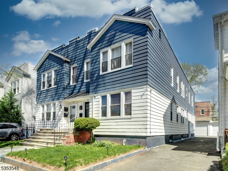 Elmwood - Residential Income