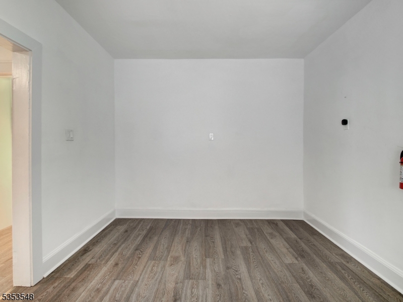 Elmwood - Residential Income