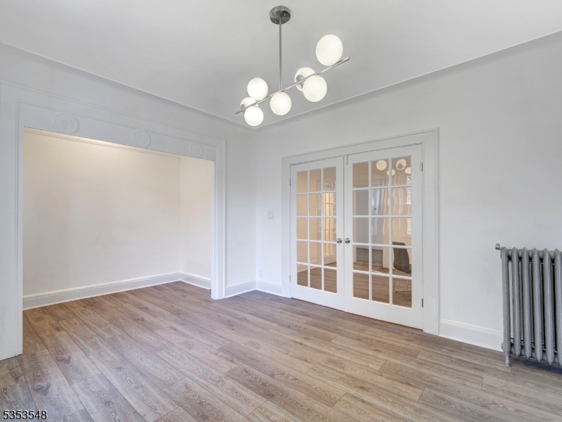 Elmwood - Residential Income