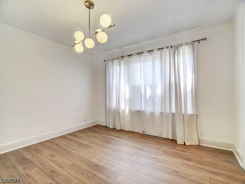 Elmwood - Residential Income