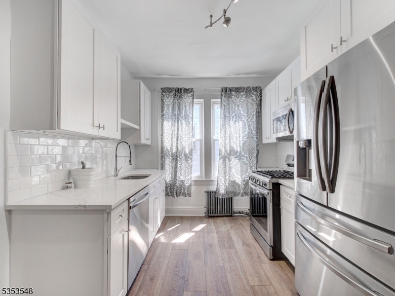 Elmwood - Residential Income