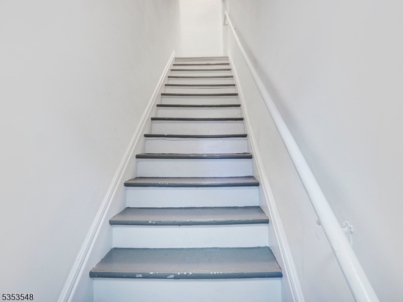 Elmwood - Residential Income