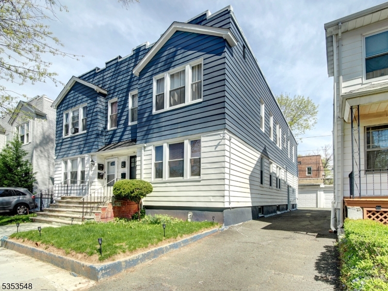 Elmwood - Residential Income