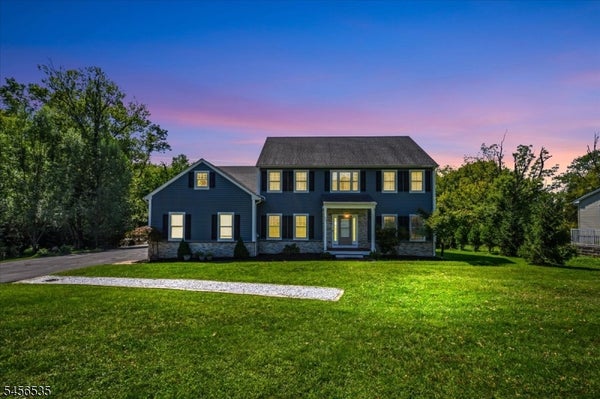 657 FOOTHILL RD, BRIDGEWATER, NJ 08807 - Image d77a246ff4fb84b99719d95f4dee21ed/197807814