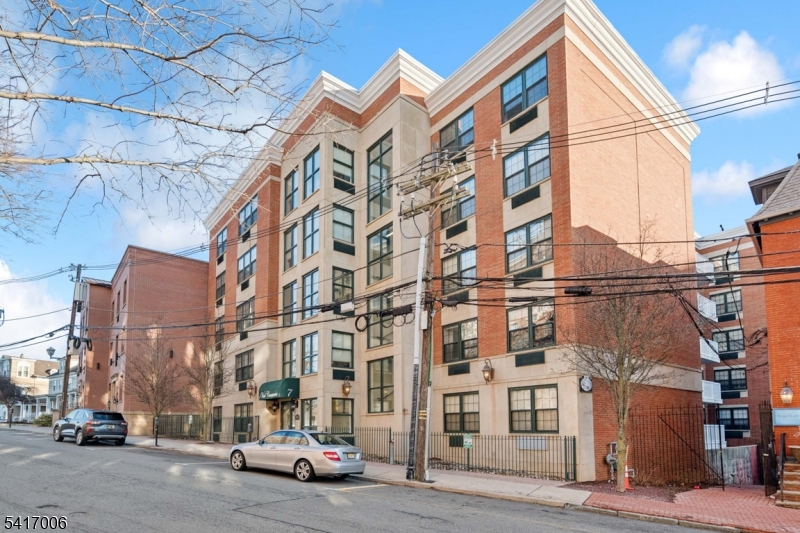 Vail Commons - Residential Lease