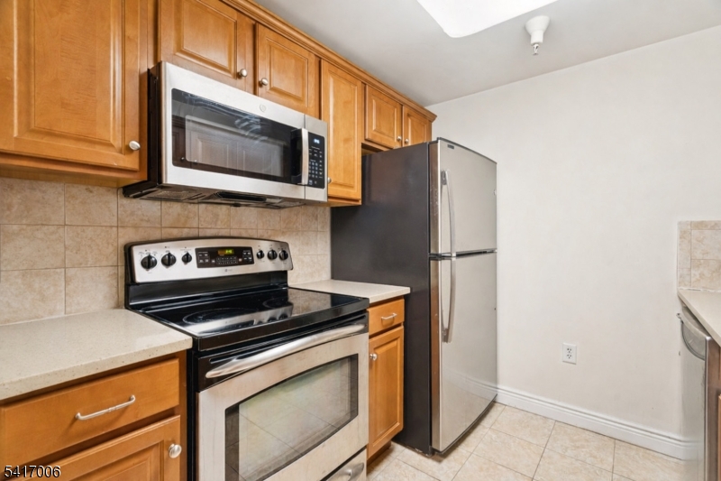 Vail Commons - Residential Lease