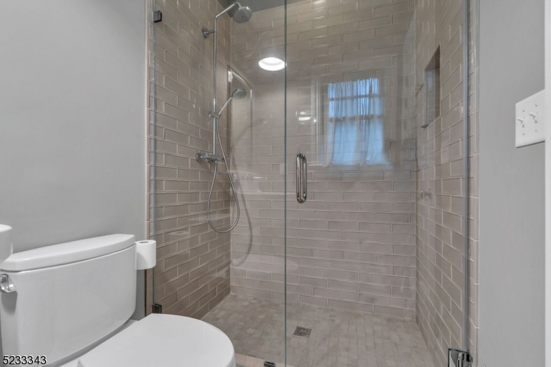 Rolling Hill - Residential