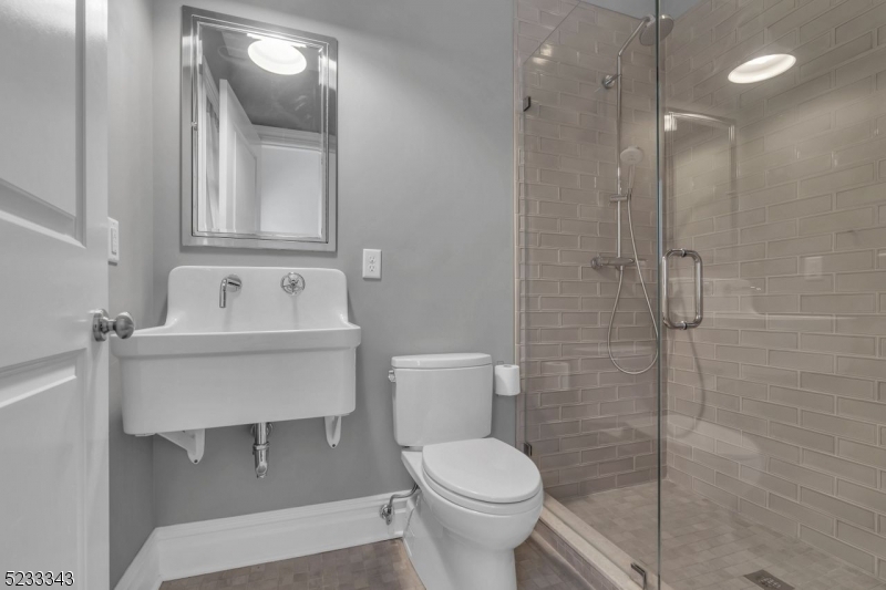 Rolling Hill - Residential