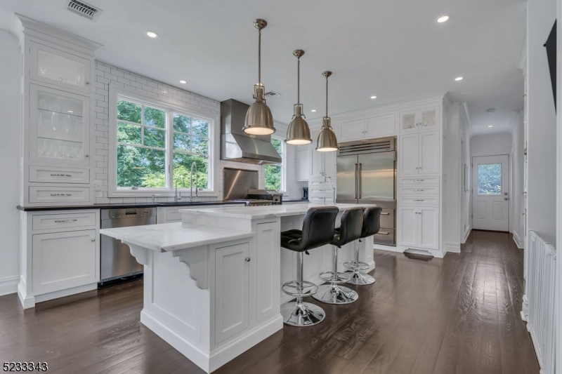 Rolling Hill - Residential