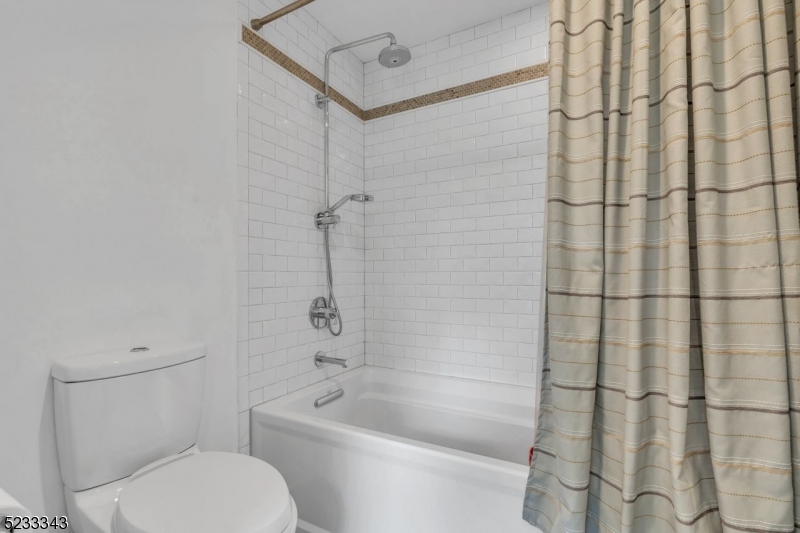 Rolling Hill - Residential