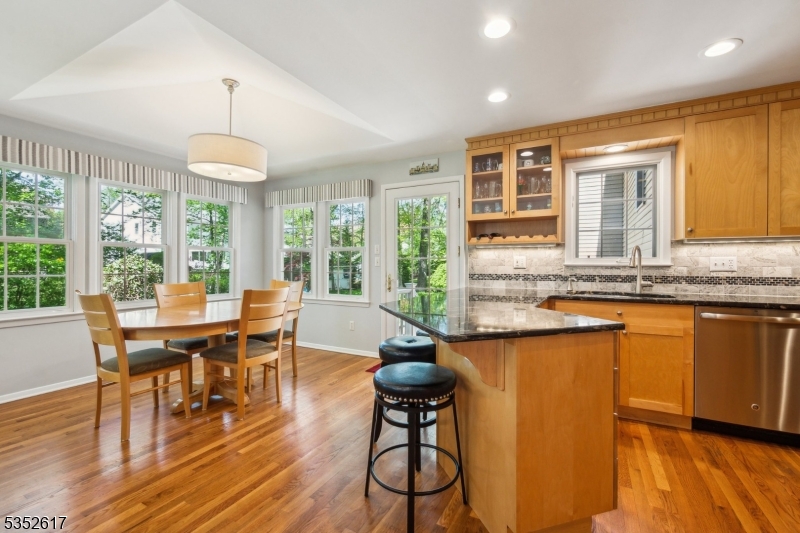 47 Dogwood Ln