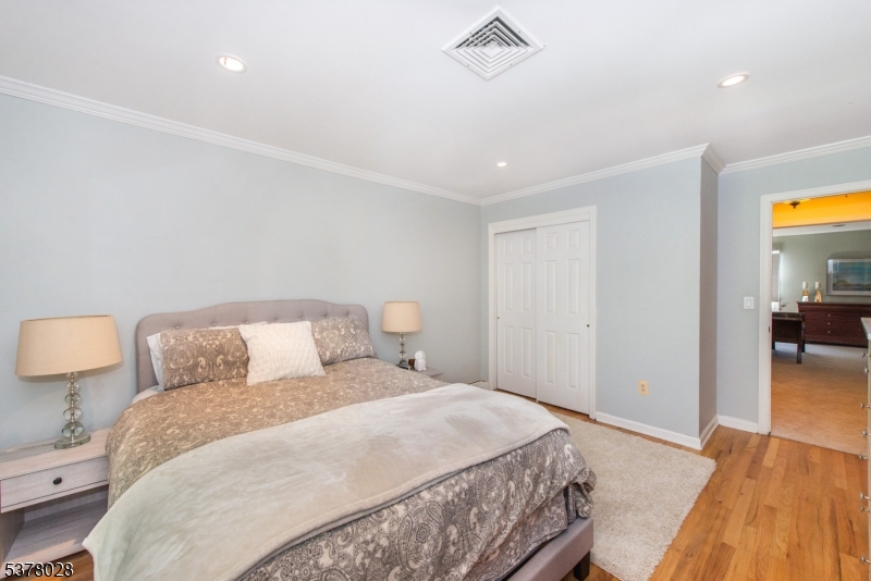 Valhalla Vistas - Residential