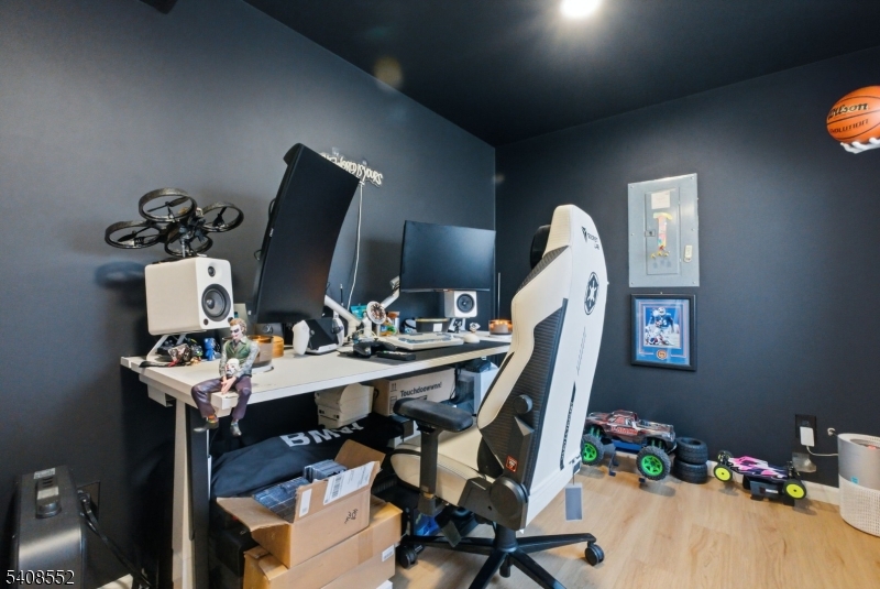 Silver Lake - Residential