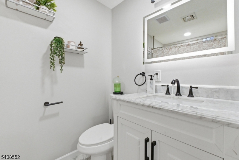 Silver Lake - Residential