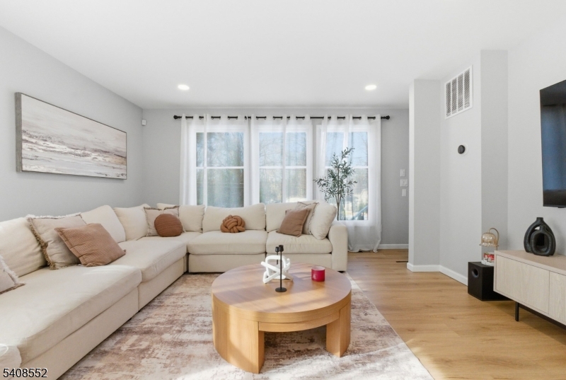 Silver Lake - Residential