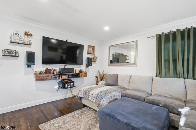 Pleasent Valley Lakes - Residential