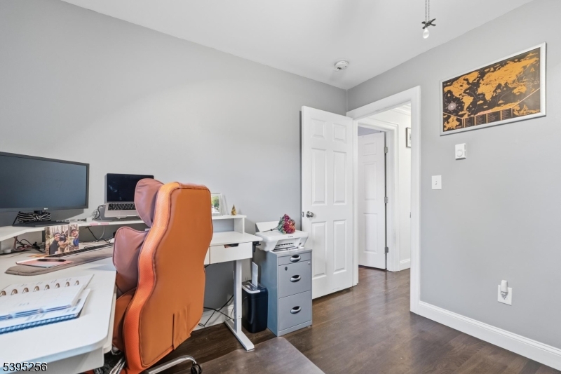 Pleasent Valley Lakes - Residential