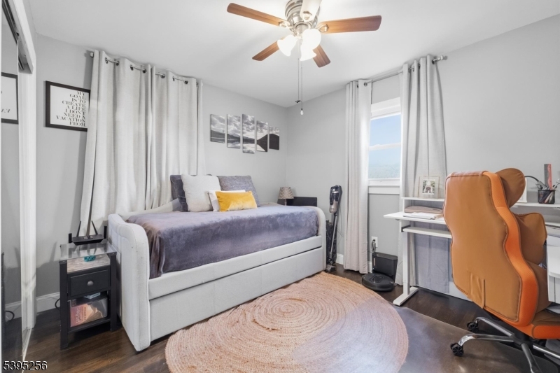 Pleasent Valley Lakes - Residential