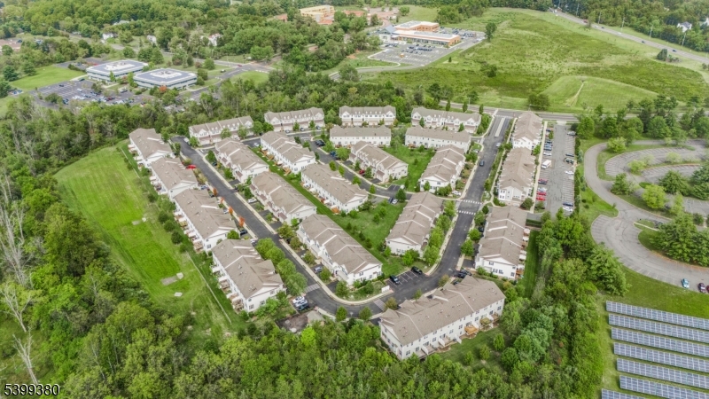 MONTGOMERY RIDGE - Residential