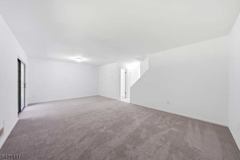 Deer Hill Village - Residential Lease
