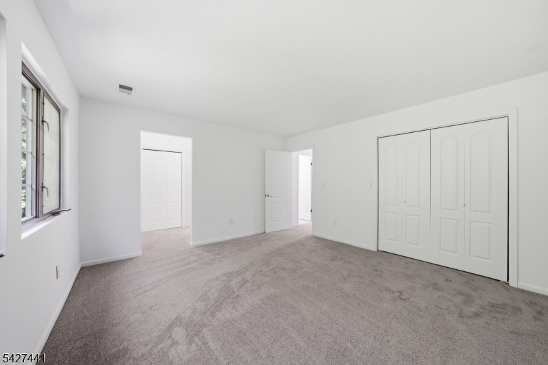 Deer Hill Village - Residential Lease