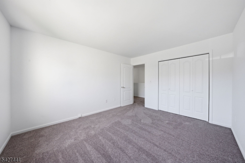 Deer Hill Village - Residential Lease