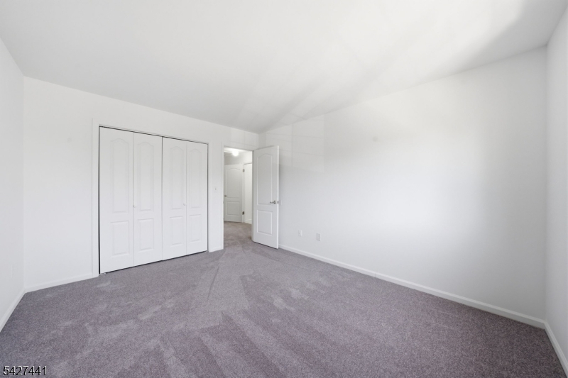 Deer Hill Village - Residential Lease