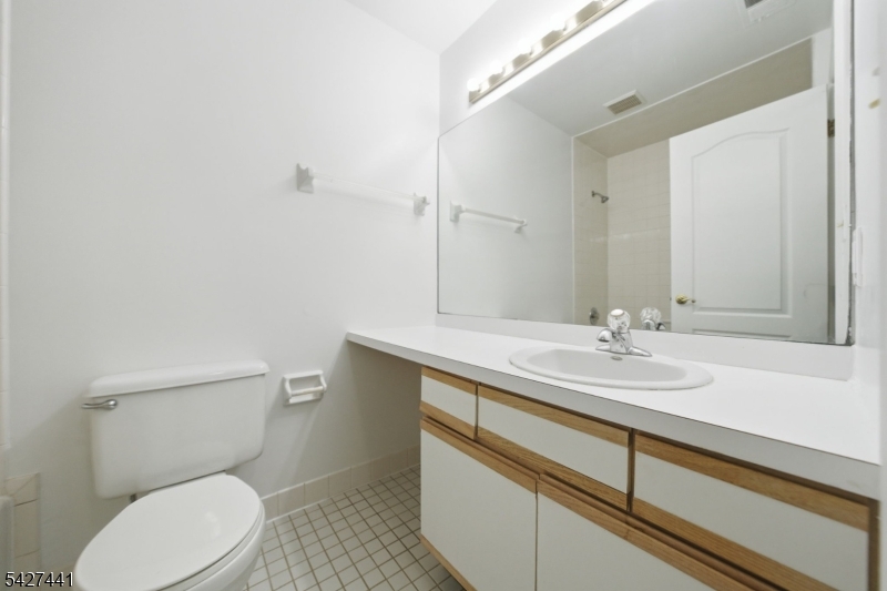 Deer Hill Village - Residential Lease