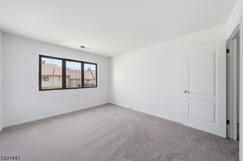 Deer Hill Village - Residential Lease