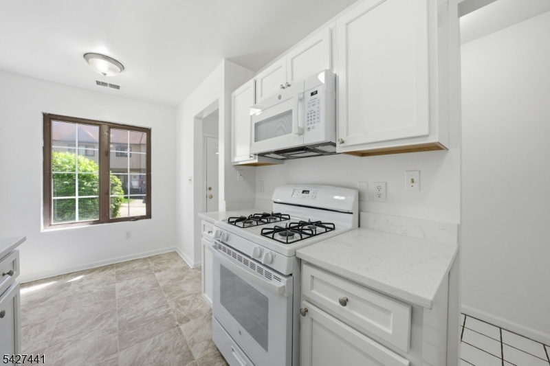 Deer Hill Village - Residential Lease