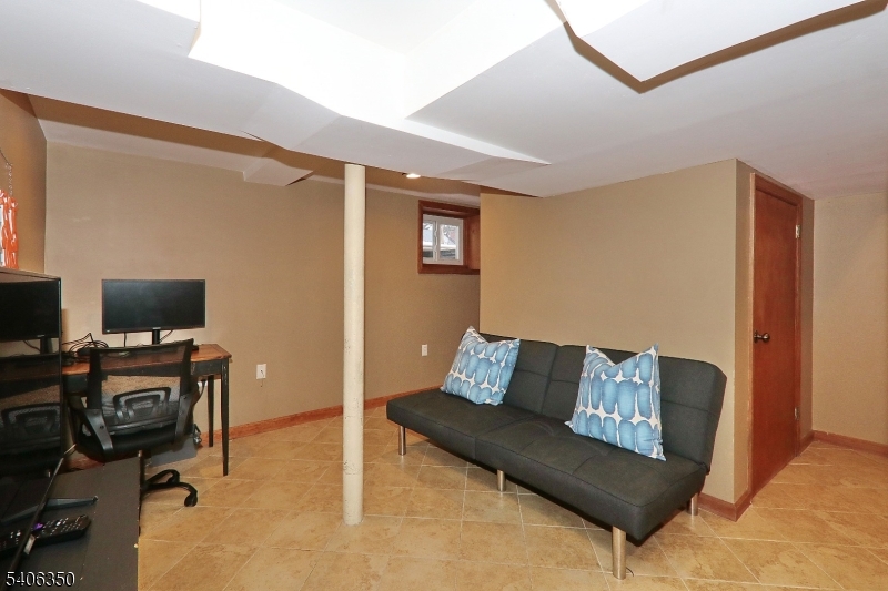 Munsee Pond - Residential