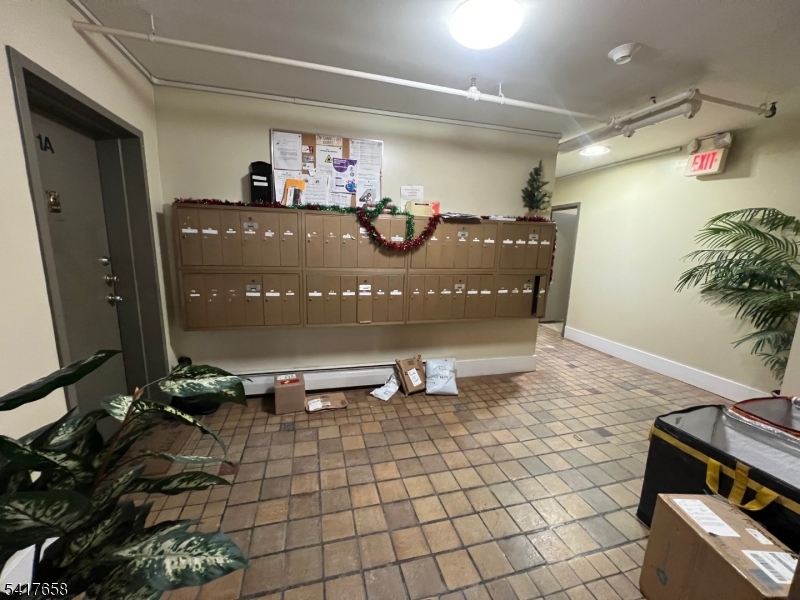 Parc West Condominium Assoc - Residential